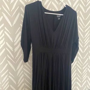 Black long maternity dress